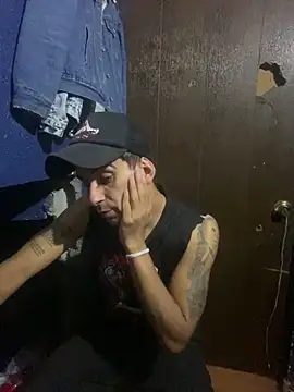 Snapshot of YouBad_boy31 chatting on 12-21-24, 05:36 YouBad boy31 online show from 12-21-24, 05:36