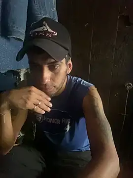 Snapshot of YouBad_boy31 chatting on 12-28-24, 07:33 YouBad boy31 online show from 12-28-24, 07:33