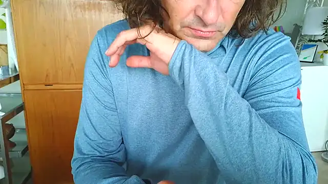 costanza7070 online show from 02-11-26, 12:48