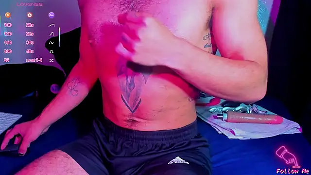 Piggy Eddy online show from 02-08-26, 02:59