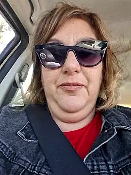 Snapshot of Mara-24 chatting on 05-16-26, 01:54 Mara-24 online show from 05-16-26, 01:54