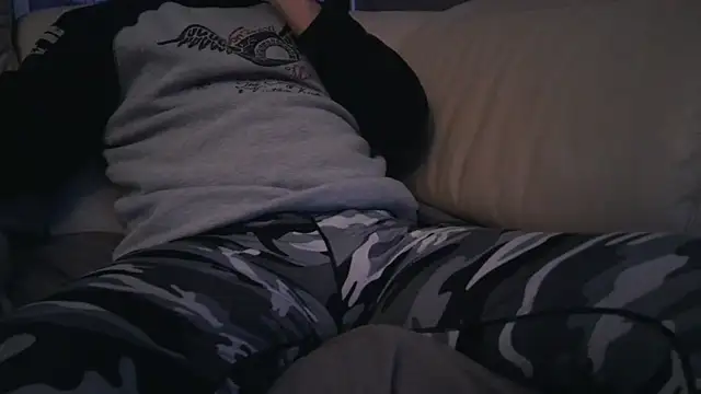 Snapshot of ThikkDikkDaddie chatting on 01-12-25, 06:27 ThikkDikkDaddie online show from 01-12-25, 06:27