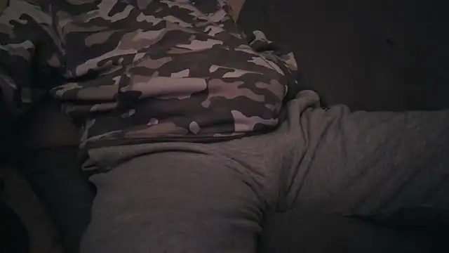 Snapshot of ThikkDikkDaddie chatting on 01-24-25, 10:32 ThikkDikkDaddie online show from 01-24-25, 10:32