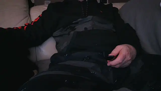 Snapshot of ThikkDikkDaddie chatting on 02-02-25, 07:35 ThikkDikkDaddie online show from 02-02-25, 07:35