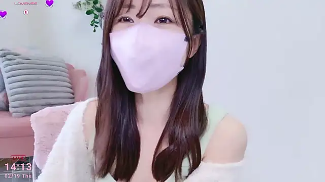 Snapshot of meg_0901 chatting on 02-19-26, 05:14 meg 0901 online show from 02-19-26, 05:14