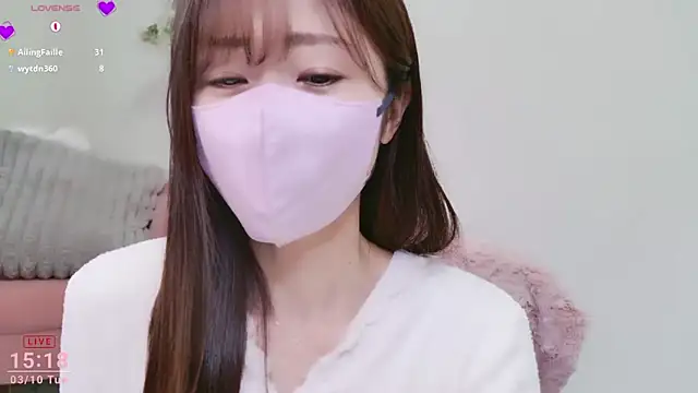 Snapshot of meg_0901 chatting on 03-10-26, 06:18 meg 0901 online show from 03-10-26, 06:18