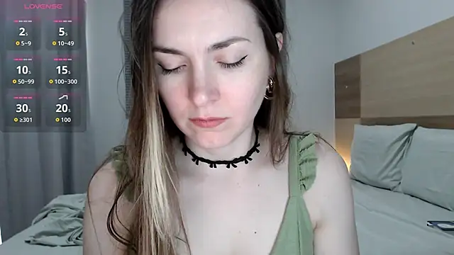 Snapshot of Naughty_Annn chatting on 12-16-25, 01:38 Naughty Annn online show from 12-16-25, 01:38