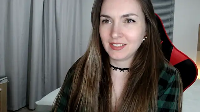 Snapshot of Naughty_Annn chatting on 01-12-26, 02:39 Naughty Annn online show from 01-12-26, 02:39