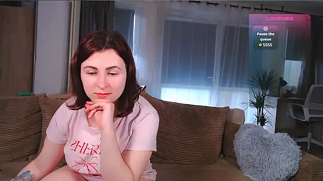 Caroline1995 online show from 02-03-26, 02:22