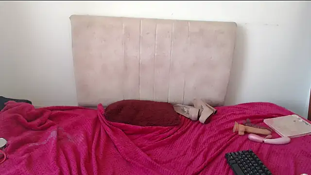 gatitaa777 online show from 02-26-26, 04:39