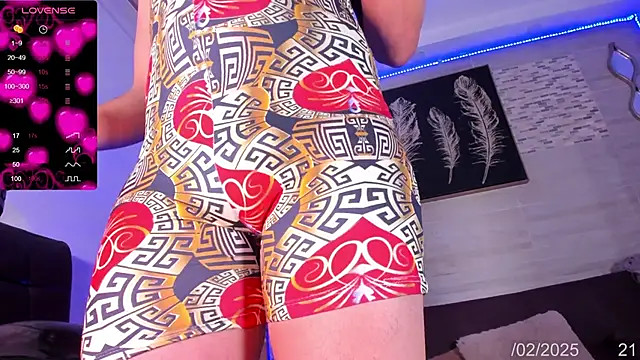 Snapshot of Genobeba_TS chatting on 02-21-25, 01:22 Genobeba TS online show from 02-21-25, 01:22