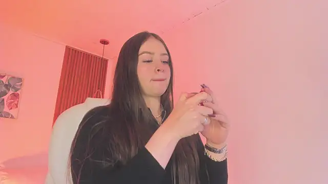 TiffanyWright online show from 11-30-25, 01:26