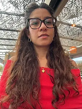 Snapshot of ValeriEvan chatting on 02-19-26, 08:05 ValeriEvan online show from 02-19-26, 08:05