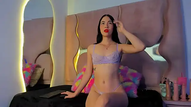 Snapshot of MaiteHT chatting on 02-11-25, 01:41 MaiteHT online show from 02-11-25, 01:41