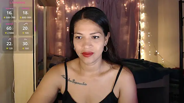 makennaa  online show from 10-20-25, 10:05