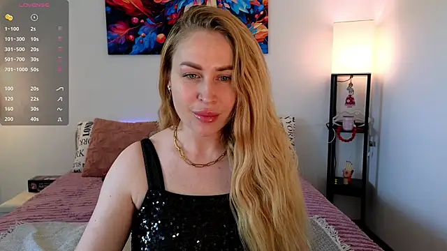 Snapshot of AliceMYs chatting on 05-05-26, 10:12 AliceMYs online show from 05-05-26, 10:12