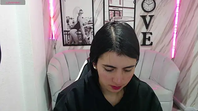  samantha b online show from 01-03-25, 12:41