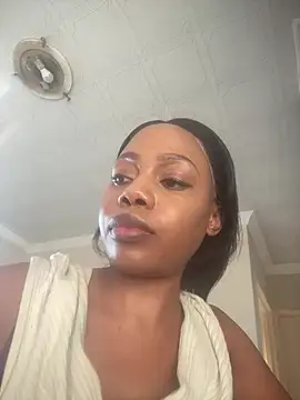 Snapshot of NAUGHTYSHALOTXX chatting on 07-16-26, 02:56 NAUGHTYSHALOTXX online show from 07-16-26, 02:56