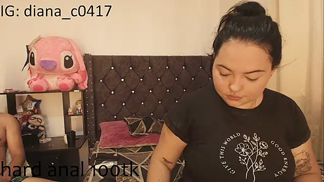 leoytessa 10 online show from 11-19-25, 01:33