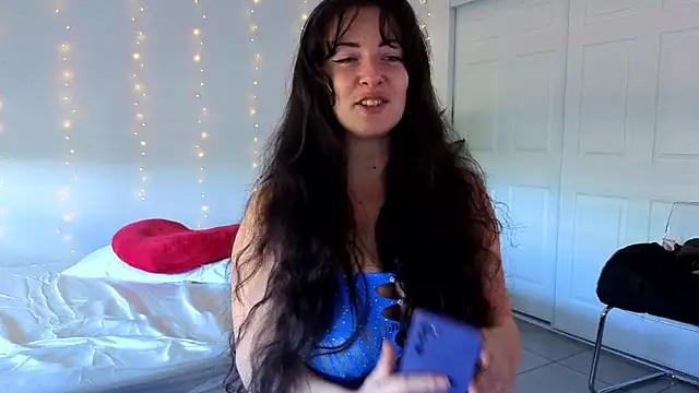 Sapphir3xoxo online show from 11-21-25, 06:50