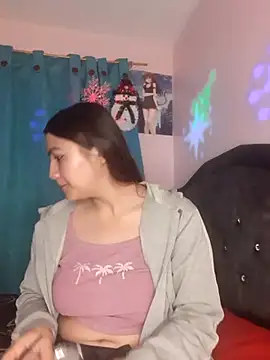 Snapshot of Nahiara_velez chatting on 12-22-24, 03:44 Nahiara velez online show from 12-22-24, 03:44