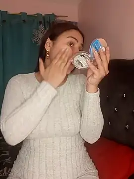 Snapshot of Nahiara_velez chatting on 01-10-25, 09:42 Nahiara velez online show from 01-10-25, 09:42