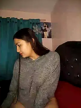 Snapshot of Nahiara_velez chatting on 02-06-25, 01:38 Nahiara velez online show from 02-06-25, 01:38