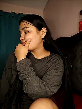 Snapshot of Nahiara_velez chatting on 02-26-25, 11:26 Nahiara velez online show from 02-26-25, 11:26