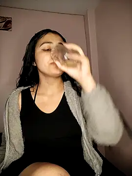 Snapshot of Nahiara_velez chatting on 03-14-25, 05:16 Nahiara velez online show from 03-14-25, 05:16