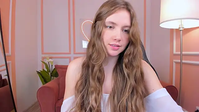 Snapshot of MaryannSoftt chatting on 12-22-24, 03:22 MaryannSoftt online show from 12-22-24, 03:22