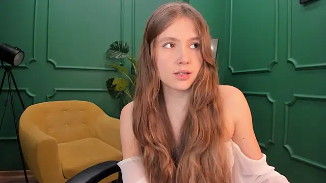 Snapshot of MaryannSoftt chatting on 01-29-25, 03:37 MaryannSoftt online show from 01-29-25, 03:37