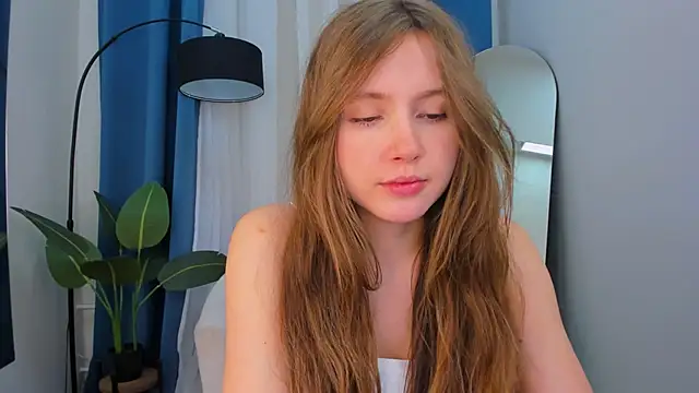 Snapshot of MaryannSoftt chatting on 02-09-25, 03:34 MaryannSoftt online show from 02-09-25, 03:34