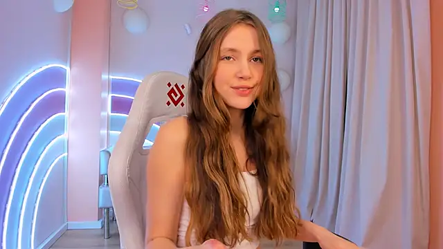 Snapshot of MaryannSoftt chatting on 02-12-25, 03:27 MaryannSoftt online show from 02-12-25, 03:27