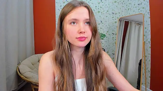 Snapshot of MaryannSoftt chatting on 02-19-25, 06:43 MaryannSoftt online show from 02-19-25, 06:43