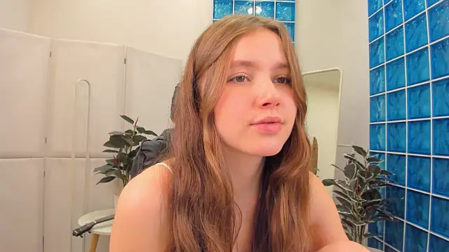 Snapshot of MaryannSoftt chatting on 02-24-25, 06:26 MaryannSoftt online show from 02-24-25, 06:26