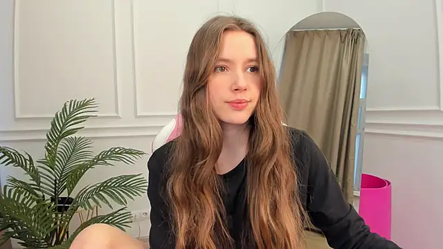 Snapshot of MaryannSoftt chatting on 03-15-25, 03:16 MaryannSoftt online show from 03-15-25, 03:16