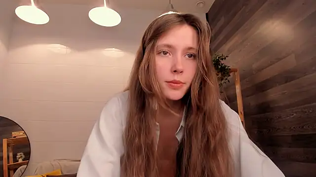 Snapshot of MaryannSoftt chatting on 09-29-25, 03:39 MaryannSoftt online show from 09-29-25, 03:39