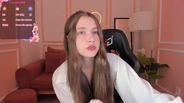 Snapshot of MaryannSoftt chatting on 10-01-25, 04:35 MaryannSoftt online show from 10-01-25, 04:35