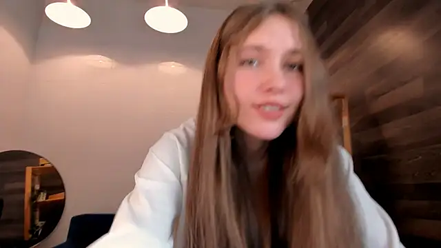 Snapshot of MaryannSoftt chatting on 10-22-25, 03:56 MaryannSoftt online show from 10-22-25, 03:56