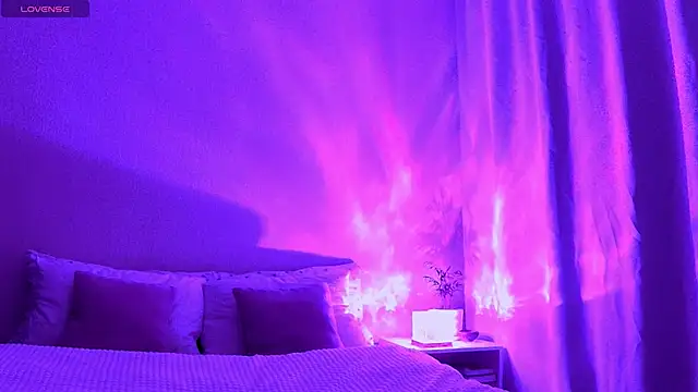 Snapshot of StacyWorry chatting on 03-09-25, 04:27 StacyWorry online show from 03-09-25, 04:27