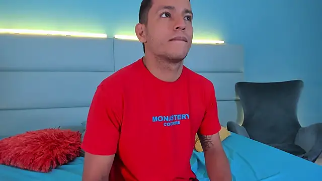 SophieRoyals online show from 12-05-24, 04:12