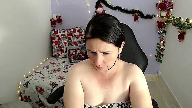 victoria jones online show from 01-02-25, 04:02