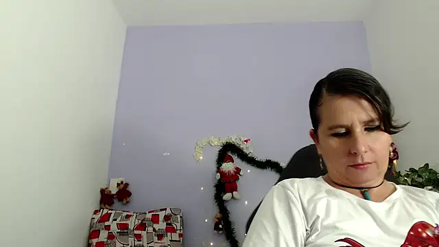 victoria jones online show from 01-08-25, 03:39