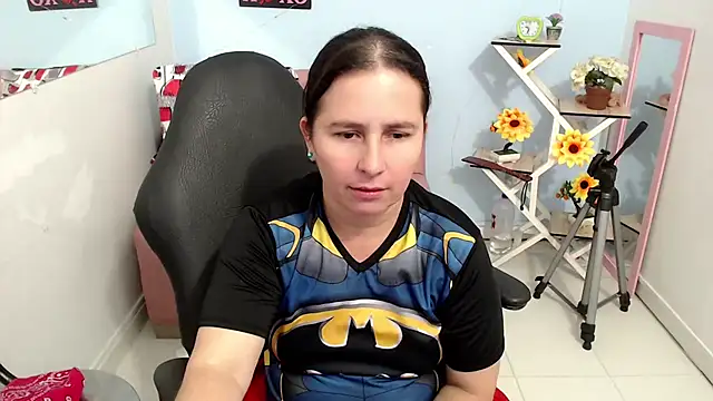 victoria jones online show from 09-13-25, 01:33