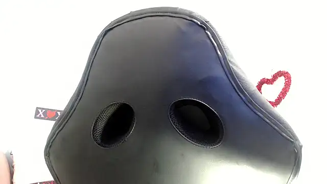 victoria jones online show from 10-18-25, 01:45