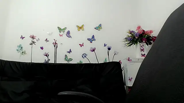 victoria jones online show from 06-14-26, 11:34