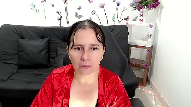 victoria jones online show from 06-18-26, 03:05