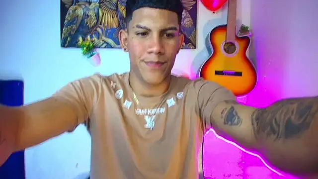 Damian latinxxx online show from 02-15-25, 06:12