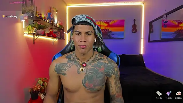 Snapshot of Damian_latinxxx chatting on 07-14-26, 10:21 Damian latinxxx online show from 07-14-26, 10:21