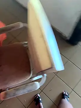  Gyy  online show from 10-12-25, 08:35